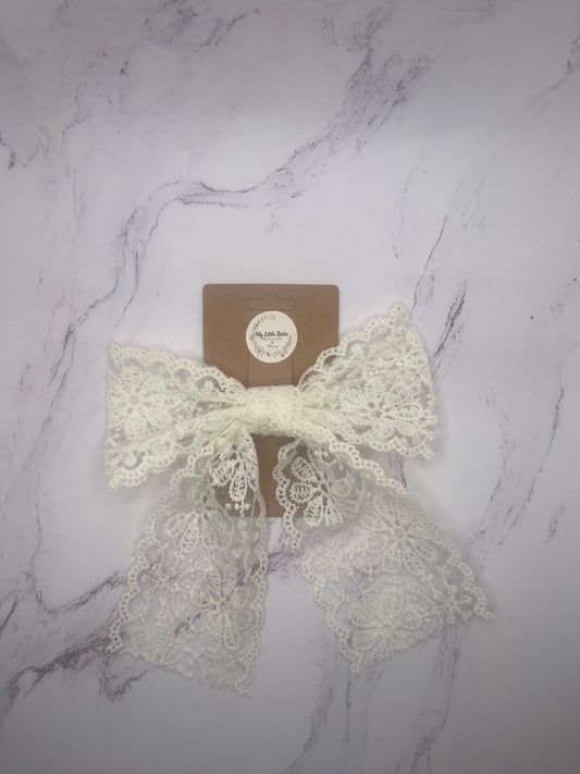 Lace Off White Bow